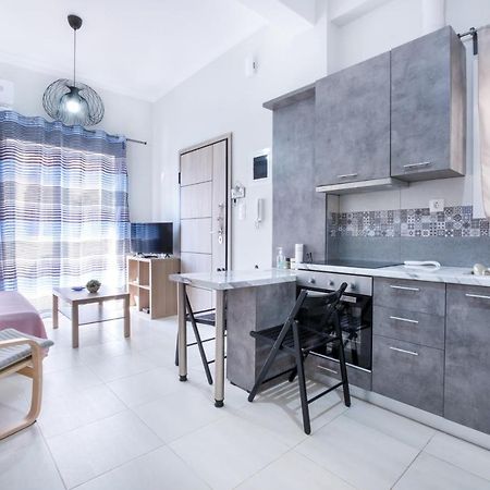 Urban Lifestyle Apartment In Pireusz Kültér fotó