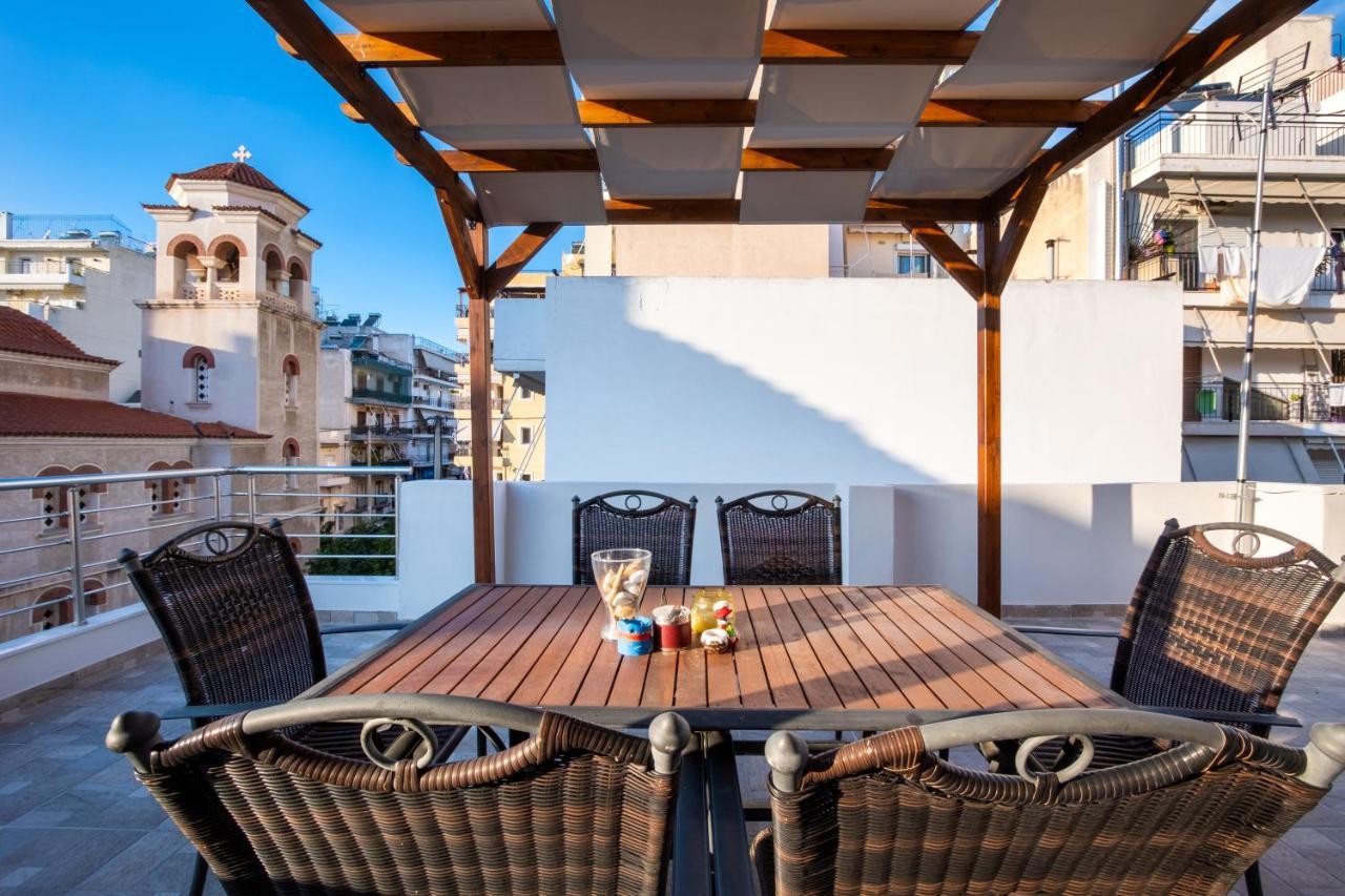 Urban Lifestyle Apartment In Pireusz Kültér fotó